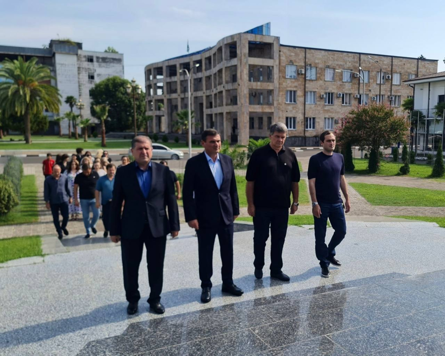 Вице-президент Абхазии Беслан Бигвава принял участие в мероприятиях, посвященных памяти пропавших без вести